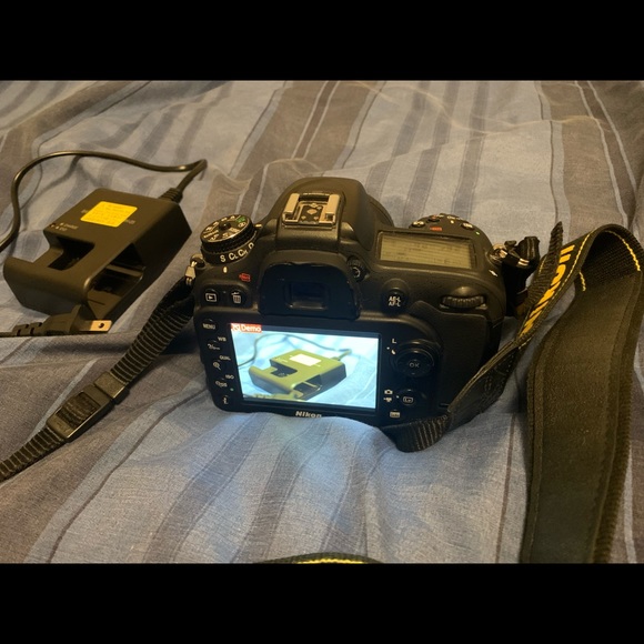 Nikon D7100 Camera & 35mm Lens & Battery Charger & Caps. Excellent Starter! - Picture 7 of 8